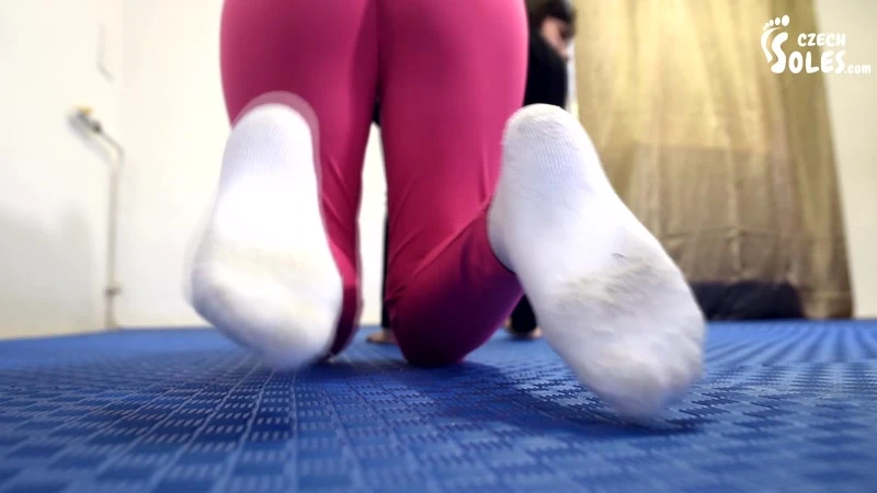 Gym trainer smells his clients sexy feet, stinky socks of Czech Soles studio 2023 [HD] (Mp4/1000 MB)