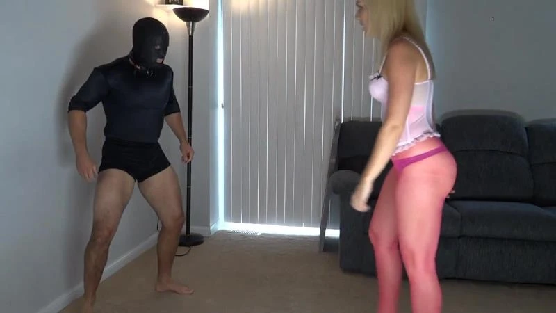 Kelly Wants to Bust YOUR Nuts – The Ballbusting LEGEND Returns 2023 [HD] (Mp4/1000 MB)