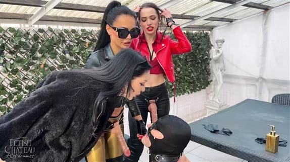 Triple Domme pegging gangbang on the terrace - Evil Woman and Mistress Glamorous and Aliena Moore 2024 [FullHD] (MPEG-4/817 MB)