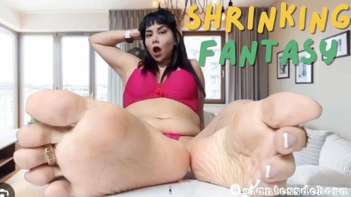 Giantess Debora in Video - Shrinking Fantasy - Worship SFX 2024 [FullHD] (MPEG-4/612 MB)