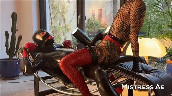 MistressAe in Video - Facesitting - 69 & Fucking on Chaise Longue 2025 [FullHD] (MPEG-4/700 MB)