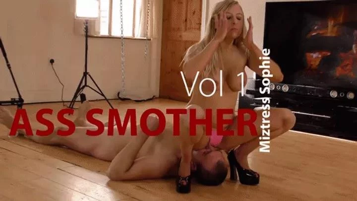 Sophie Shox in Video - Ass Smother Volume 1 2025 [FullHD] (MPEG-4/522 MB)