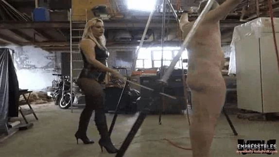 Kelly Kalashnik in Video - Hell Of A Thrashing - Caning 2025 [SD] (MPEG-4/177 MB)